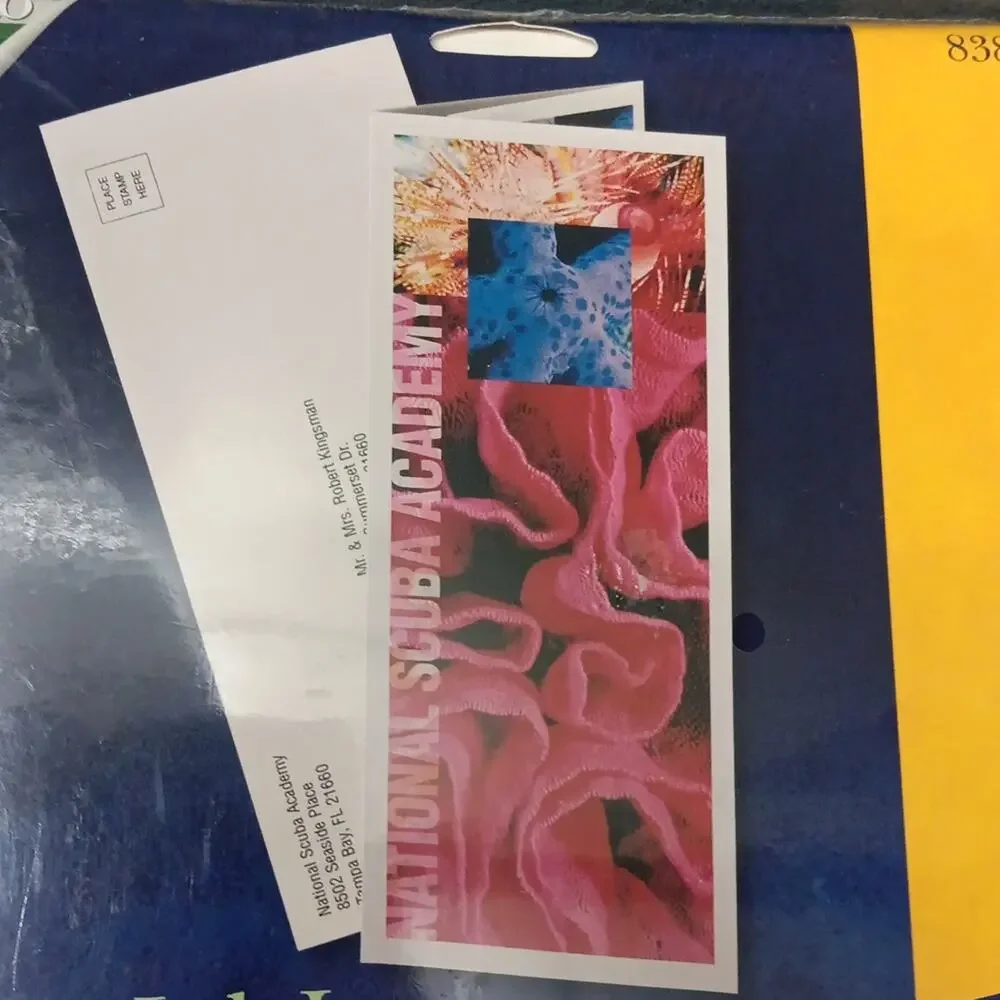 Avery 8384 Inkjet Glossy Brochures‎ 2 Unopened Packages 40 Brochures